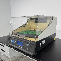 New Brunswick Innova 40 Incubator Shaker image 1